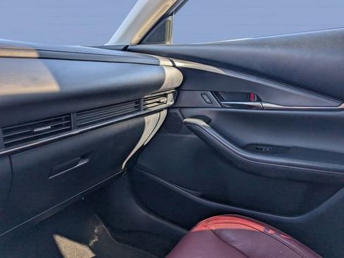 Used 2024 MAZDA CX-30 AWD 2.5 S w/ Preferred Package image 12