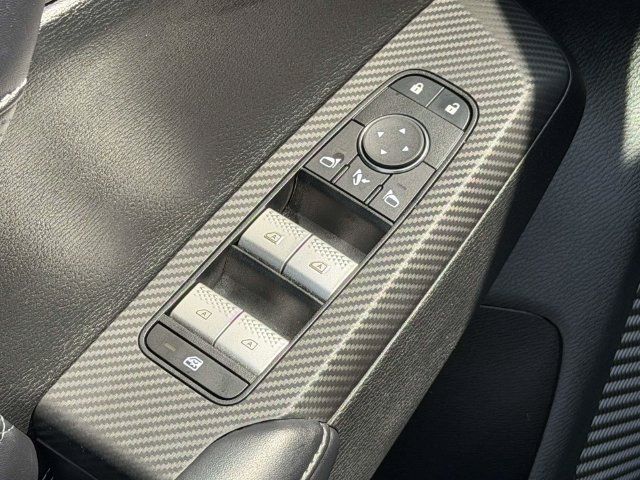 Used 2024 Mitsubishi Outlander SEL Black Edition AWD/4WD image 18
