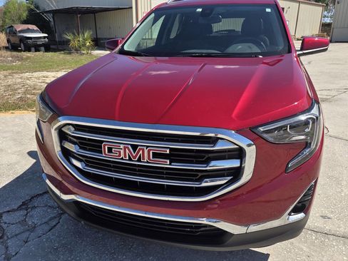 Used 2020 GMC Terrain SLT w/ Preferred Package image 16