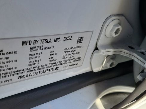 Used 2022 Tesla Model S Base image 29