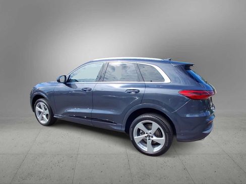 Certified 2025 Audi Q5 Premium w/ Premium Plus AWD/4WD image 6