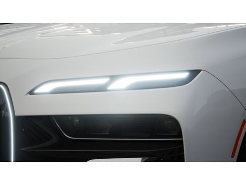 New 2026 BMW i7 eDrive50 w/ M Sport Package image 6