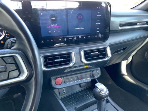 Used 2024 Ford Mustang Premium image 18