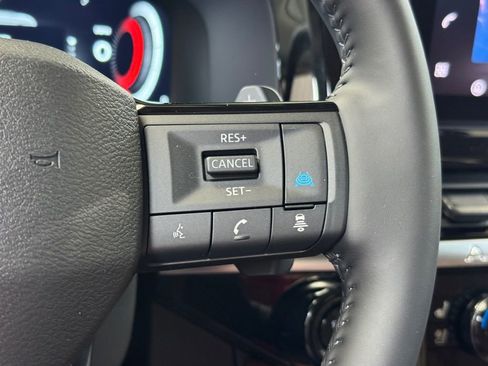 New 2026 Nissan Pathfinder Platinum image 37