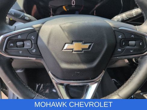 Used 2024 Chevrolet Trax LT w/ Driver Confidence Package FWD image 12