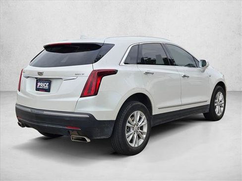 Used 2021 Cadillac XT5 Luxury w/ LPO, Floor Liner Package FWD image 5