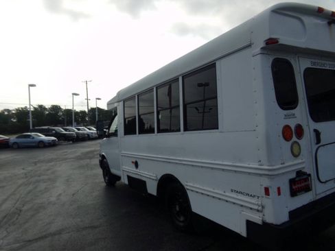 Used 2012 Chevrolet Express 3500 w/ School Bus Package RWD image 25
