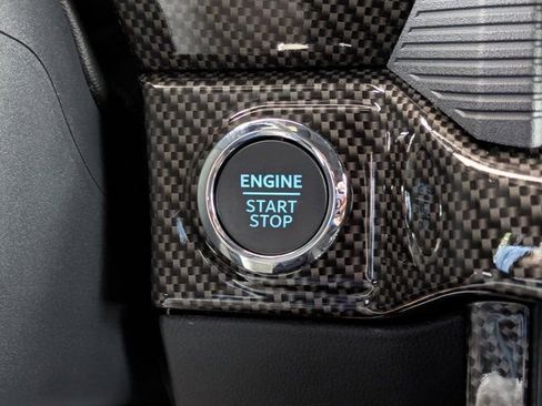 New 2025 Ford F150 Lariat w/ Equipment Group 502A High image 34