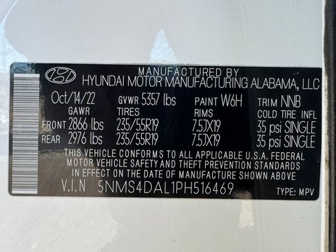 Used 2023 Hyundai Santa Fe Limited image 13