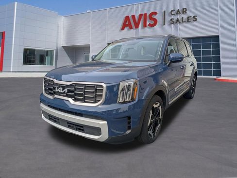 Used 2025 Kia Telluride S image 1