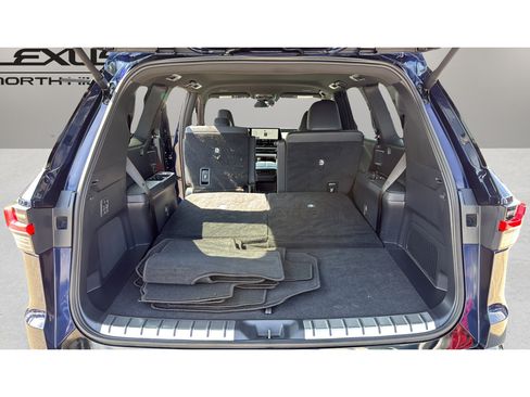 Used 2026 Lexus TX 500h AWD w/ Technology Package image 25