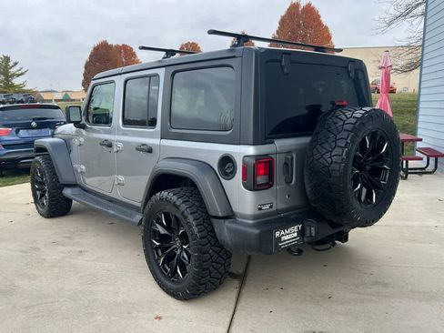 Used 2020 Jeep Wrangler Unlimited Sport S image 4