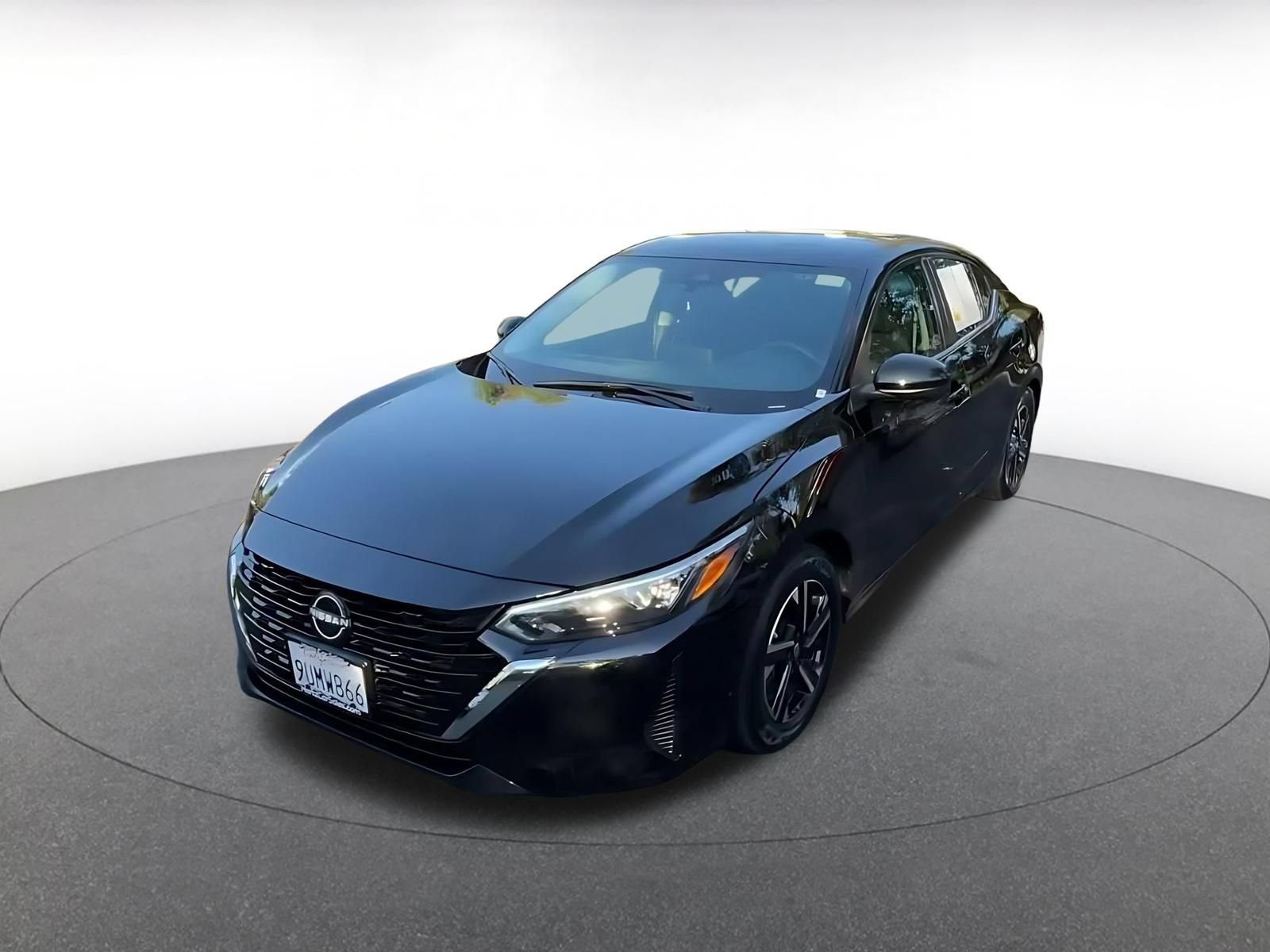 Used 2025 Nissan Sentra SV FWD image 6