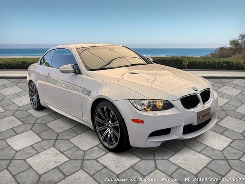 Used 2012 BMW M3 Convertible image 3