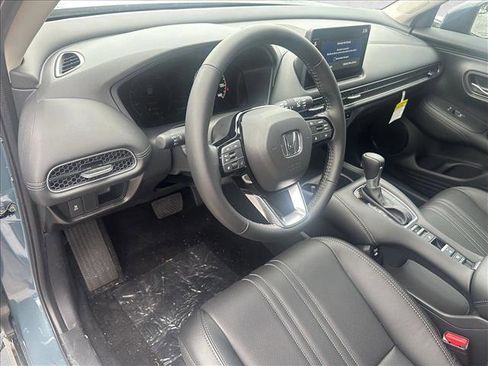 New 2026 Honda HR-V EX-L image 3