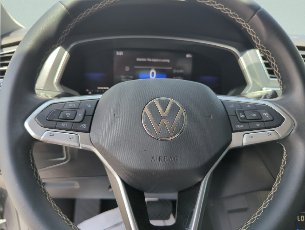 Used 2022 Volkswagen Tiguan SE FWD image 44