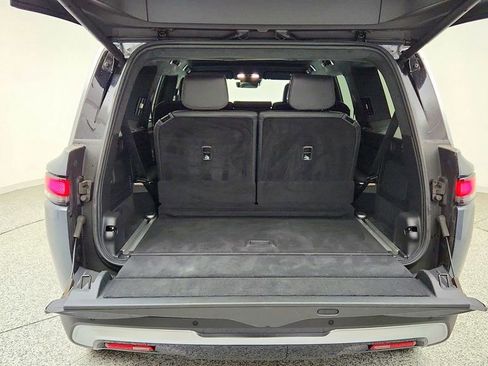 Used 2024 Rivian R1S Adventure AWD/4WD image 24