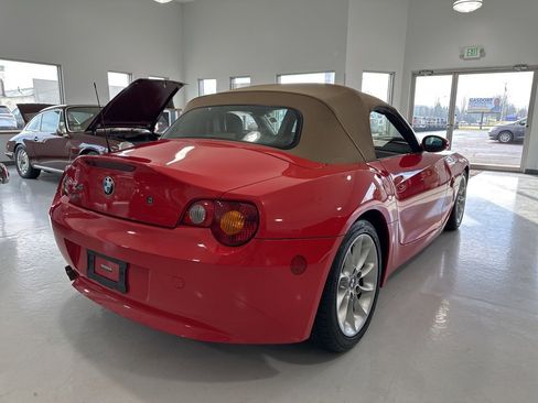 Used 2003 BMW Z4 2.5i image 5