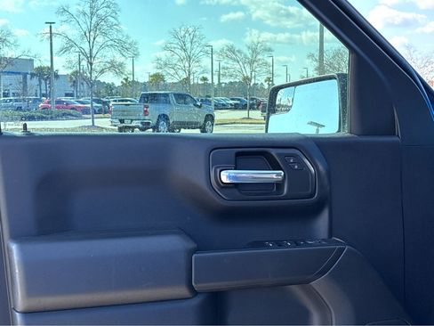Used 2026 Chevrolet Silverado 1500 Custom image 12