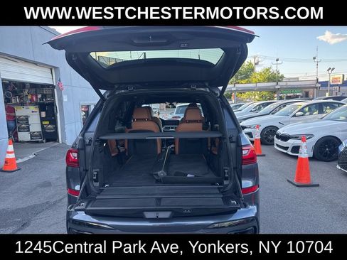 Used 2020 BMW X7 xDrive40i w/ M Sport Package AWD/4WD image 29