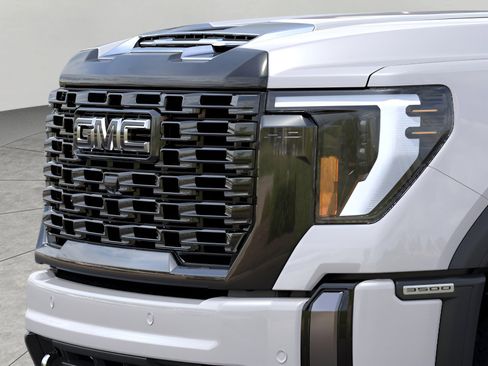 New 2026 GMC Sierra 2500 Denali Ultimate w/ LPO, Black Badging Package image 13