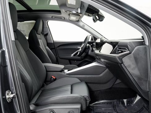 New 2025 Audi Q5 Premium Plus image 22