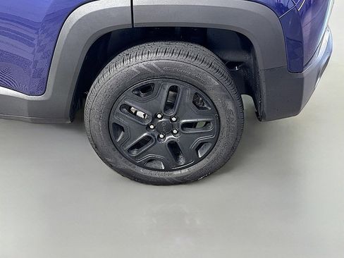 Used 2018 Jeep Renegade Sport w/ Power & Air Group AWD/4WD image 28