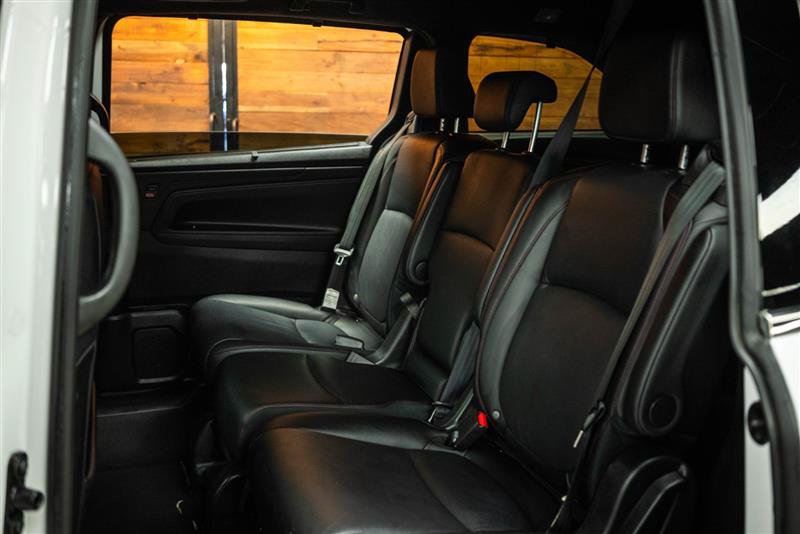 Used 2025 Honda Odyssey Sport-L image 11