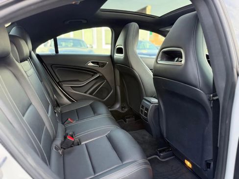 Used 2018 Mercedes-Benz CLA 250 4MATIC image 11