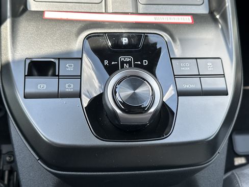 New 2026 Toyota C-HR w/ Cold Weather Package AWD/4WD image 24