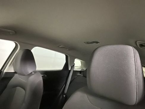 Used 2024 Kia Sportage LX AWD/4WD image 13