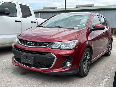 Used 2020 Chevrolet Sonic LT w/ Convenience Package FWD image 12