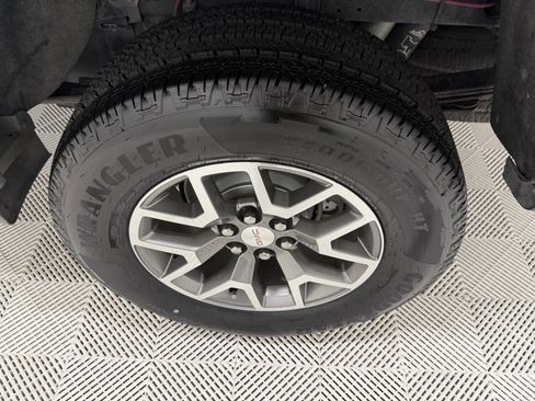 Used 2018 GMC Canyon All Terrain w/ Trailering Package image 28