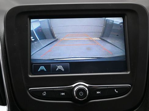 Used 2018 Chevrolet Malibu LT image 23