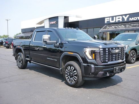 Used 2024 GMC Sierra 2500 Denali Ultimate w/ Snow Plow Prep/Camper Package AWD/4WD image 2