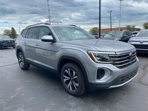 New 2026 Volkswagen Atlas SE image 8