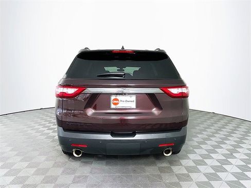 Certified 2021 Chevrolet Traverse LT w/ LPO, Blackout Package image 7