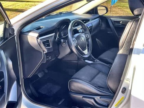 Used 2014 Toyota Corolla S image 3