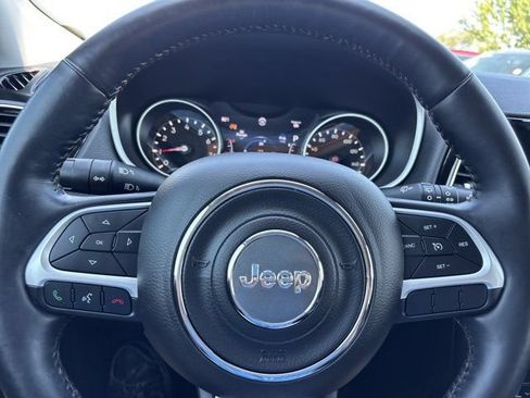 Used 2018 Jeep Compass Limited w/ Navigation Group AWD/4WD image 26