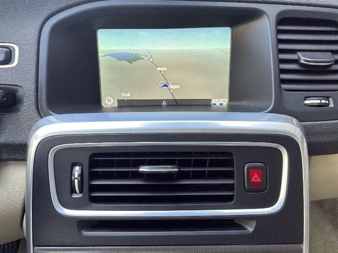 Used 2015 Volvo S60 T5 Premier FWD image 25