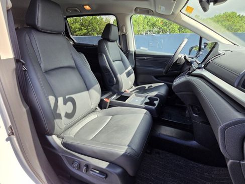 Used 2025 Honda Odyssey EX-L image 19