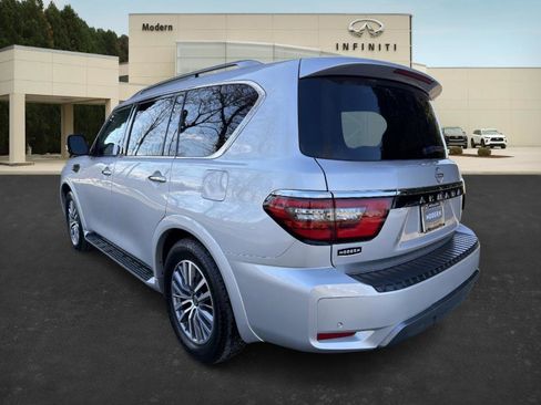 Used 2023 Nissan Armada SL image 6