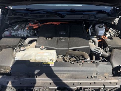 Used 2022 Toyota Tundra Limited image 26