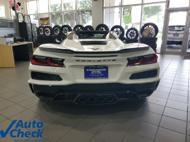 Used 2026 Chevrolet Corvette Z06 w/ Stealth Interior Trim Package RWD image 3