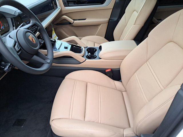 Used 2026 Porsche Cayenne AWD/4WD image 22