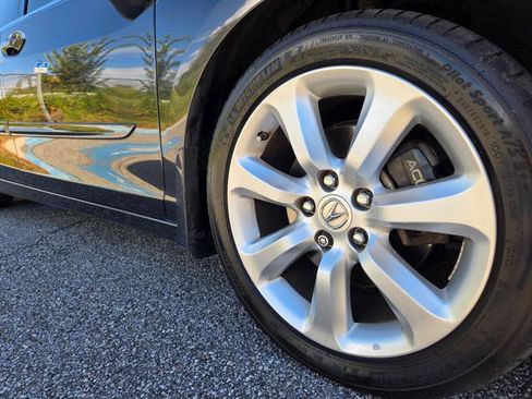 Used 2014 Acura RLX image 3