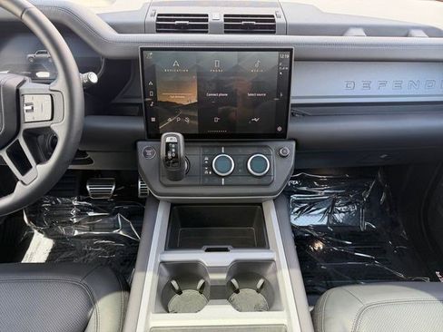 Used 2026 Land Rover Defender 110 X AWD/4WD image 15