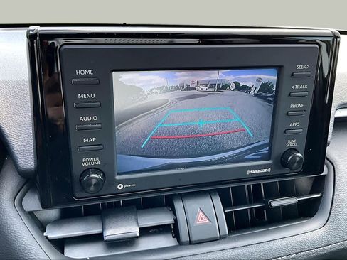 Used 2021 Toyota RAV4 LE FWD image 26