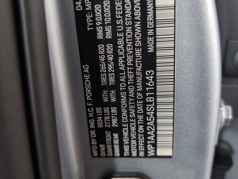 Used 2025 Porsche Macan image 29