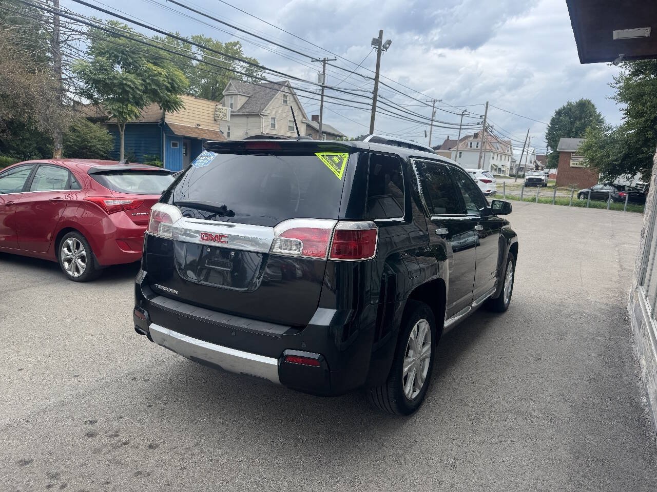 Used 2015 GMC Terrain Denali w/ Cargo Package FWD image 5